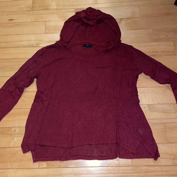 Dark red Aeropostale long sleeve with hood - Picture 1 of 2